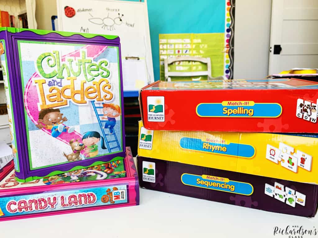 These games and puzzles are perfect for morning work in the kindergarten and first grade classroom! Your little learners will be able to chat and practice literacy and math skills, too!
